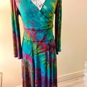 Mexicali Blues - Maine USA - Mudmee Tie Dye Dress - Large - Beautiful Condition